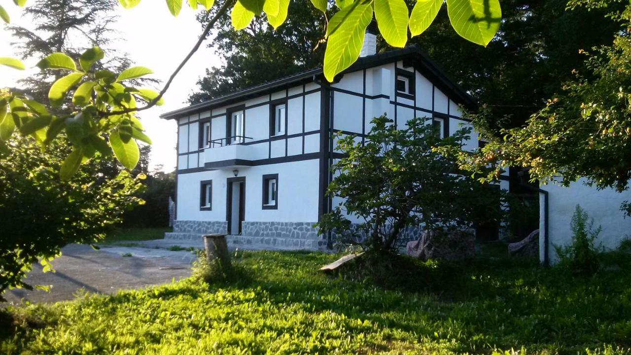Lavin Etxea Villa San Esteban de Galdames Eksteriør billede