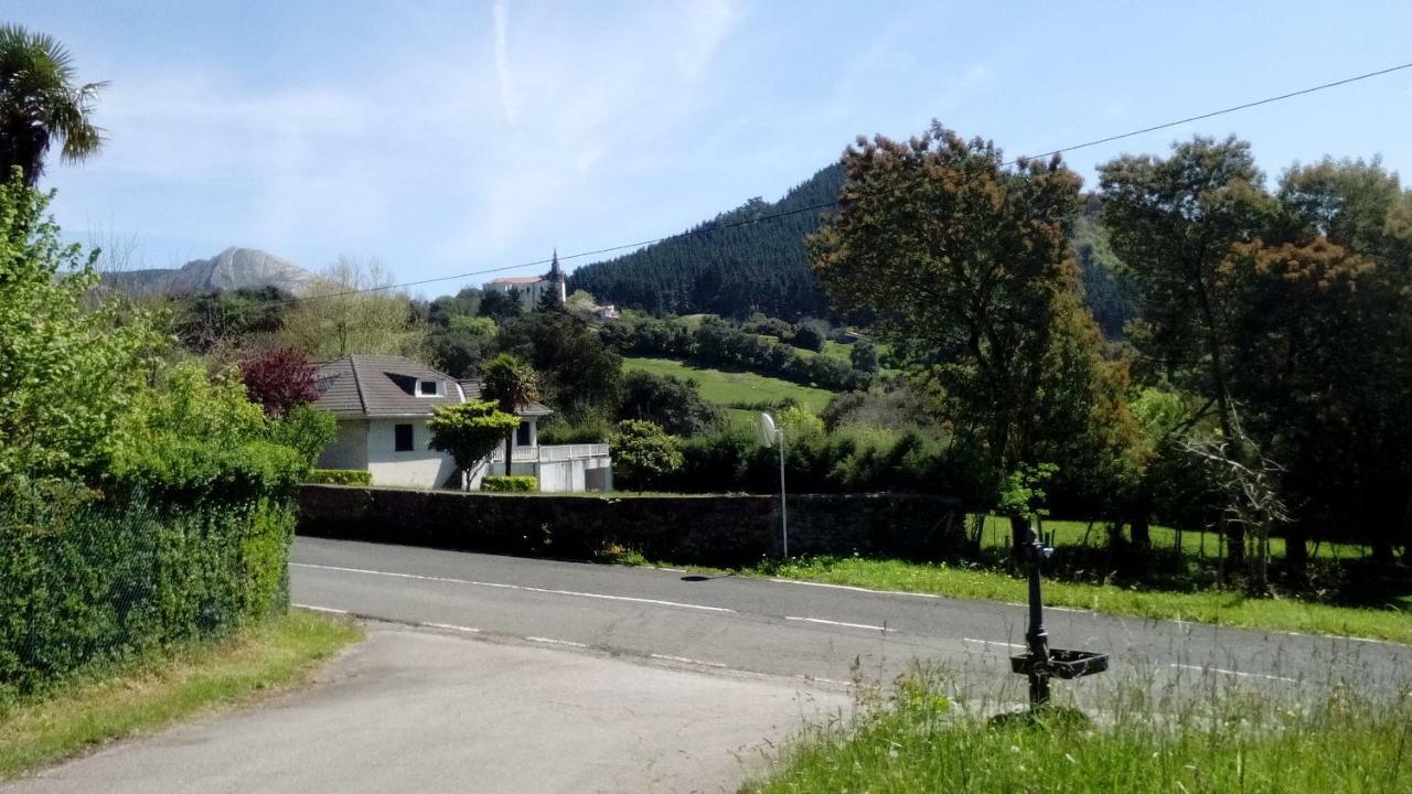 Lavin Etxea Villa San Esteban de Galdames Eksteriør billede